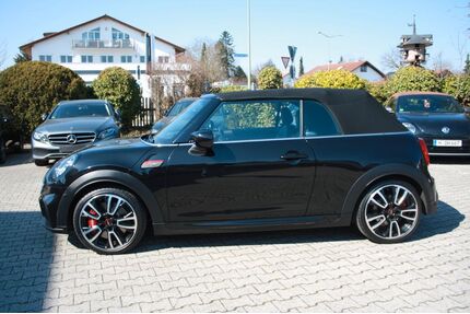 Mini John Cooper Works Cabrio Gebrauchtwagen