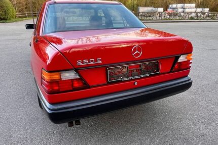 Mercedes-Benz 260 Gebrauchtwagen