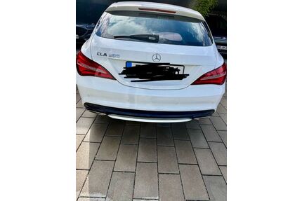 Mercedes-Benz CLA 200 Shooting Brake Gebrauchtwagen