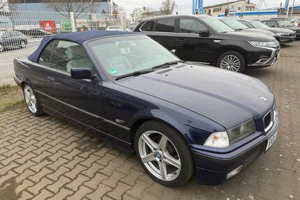 BMW 328i Cabrio Automatik Exclusiv Edition Gebrauchtwagen