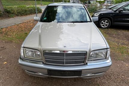 Mercedes-Benz C 180 Gebrauchtwagen