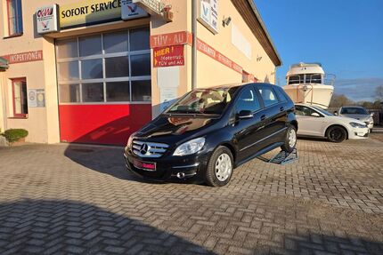 Mercedes-Benz B 180 Gebrauchtwagen