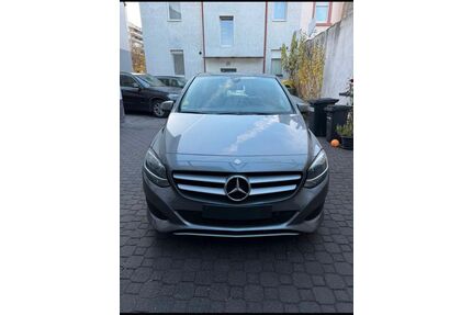 Mercedes-Benz B 180 Gebrauchtwagen