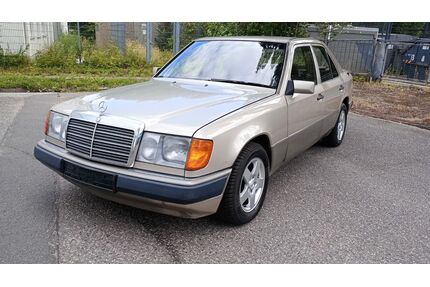 Mercedes-Benz 230 Gebrauchtwagen