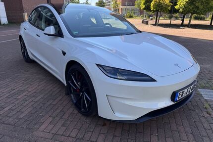 Tesla Model 3 Gebrauchtwagen