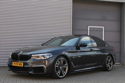 BMW M550 