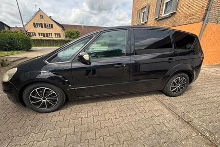 Ford S-Max Gebrauchtwagen