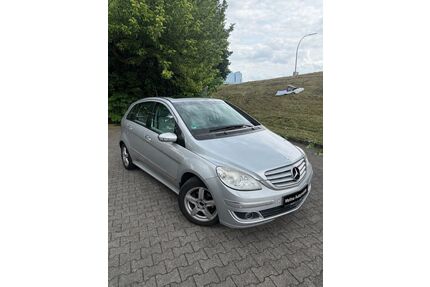 Mercedes-Benz B 200 Gebrauchtwagen