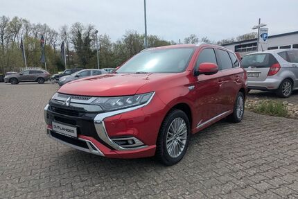 Mitsubishi Plug-in Hybrid Outlander Gebrauchtwagen