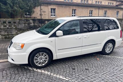 Lancia Voyager Gebrauchtwagen