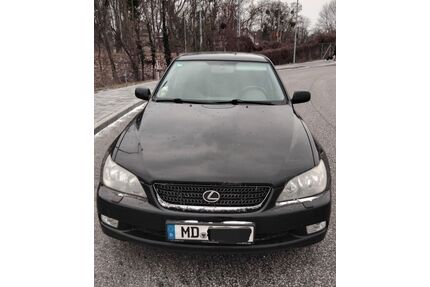 Lexus IS 200 Gebrauchtwagen
