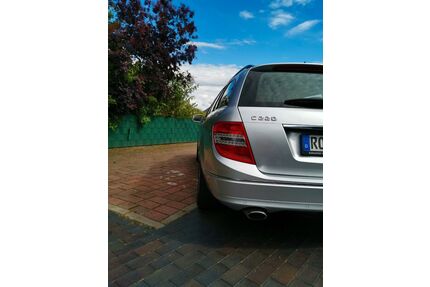 Mercedes-Benz 220 Gebrauchtwagen