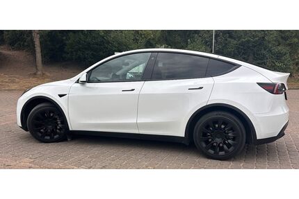 Tesla Model Y Gebrauchtwagen
