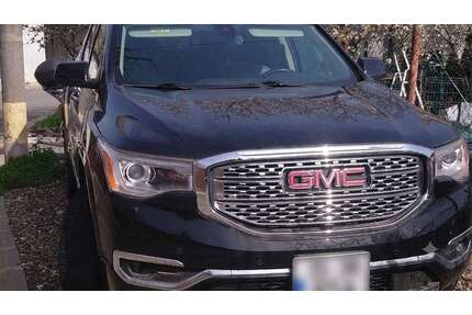 GMC Acadia 