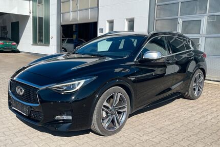 INFINITI Q30 Gebrauchtwagen