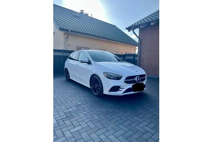 Mercedes-Benz B 180 Gebrauchtwagen