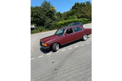 Mercedes-Benz E 230 Gebrauchtwagen