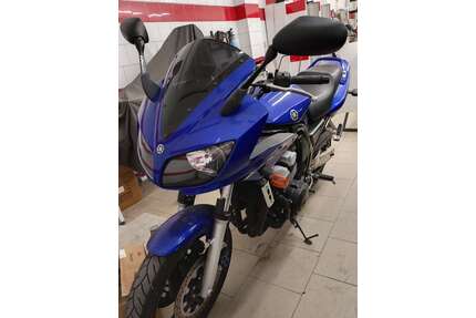 Yamaha FZS 600 Gebrauchtwagen