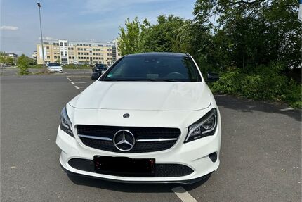 Mercedes-Benz CLA 180 Shooting Brake Gebrauchtwagen