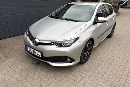 Toyota Auris Gebrauchtwagen