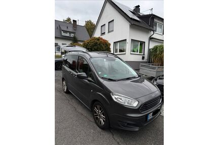 Ford Tourneo Courier Gebrauchtwagen