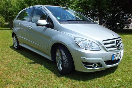 Mercedes-Benz B 180 Gebrauchtwagen