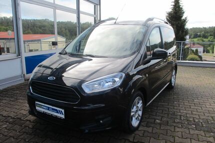 Ford Tourneo Courier Gebrauchtwagen