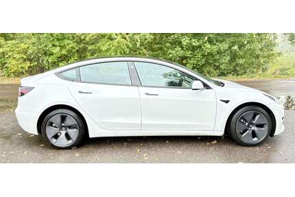 Tesla Model 3 Gebrauchtwagen