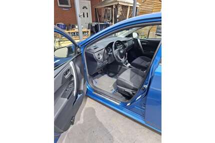 Toyota Auris Gebrauchtwagen