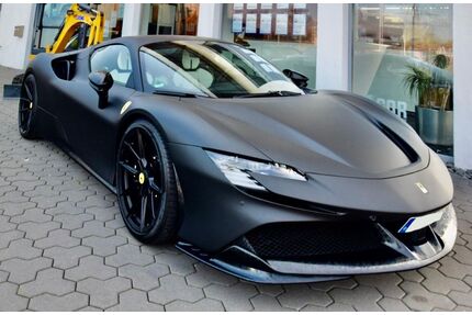 Ferrari SF90 Gebrauchtwagen