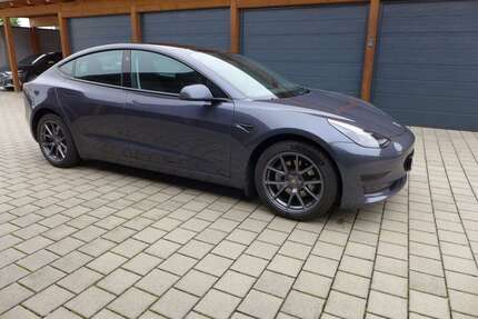 Tesla Model 3 Gebrauchtwagen