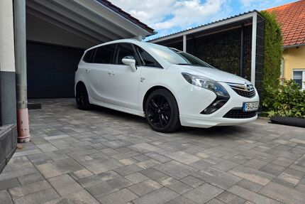 Opel Zafira Tourer Gebrauchtwagen