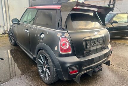 Skoda John Cooper Works 