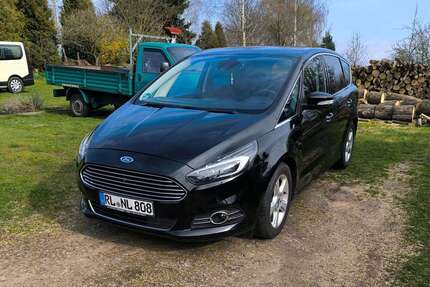 Ford S-Max Gebrauchtwagen