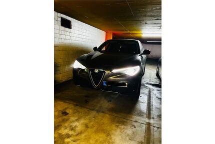 Alfa Romeo Stelvio Gebrauchtwagen