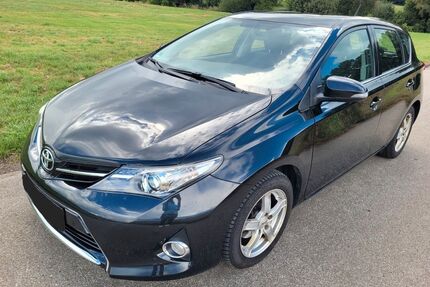 Toyota Auris Gebrauchtwagen