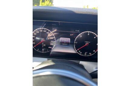 Mercedes-Benz E 220 Gebrauchtwagen