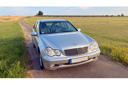Mercedes-Benz C 180 Gebrauchtwagen