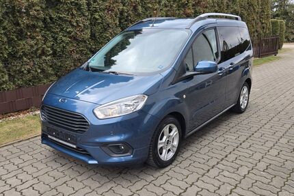 Ford Tourneo Courier Gebrauchtwagen