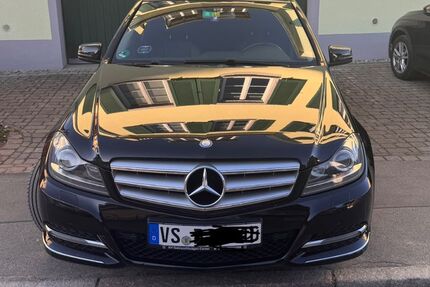 Mercedes-Benz 220 Gebrauchtwagen