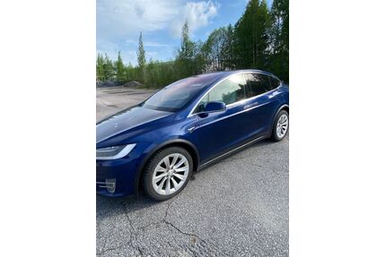 Tesla Model X Gebrauchtwagen