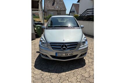 Mercedes-Benz B 200 Gebrauchtwagen