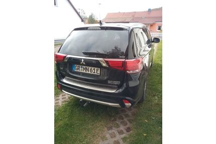 Mitsubishi Plug-in Hybrid Outlander Gebrauchtwagen