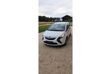 Opel Zafira Tourer Gebrauchtwagen