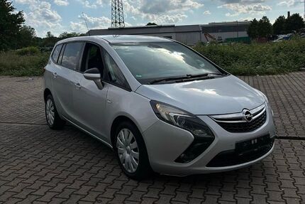 Opel Zafira Tourer Gebrauchtwagen