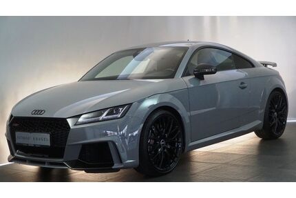 Audi TT RS 