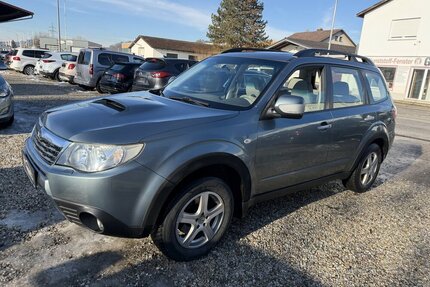 Subaru Forester Exclusive Xenon Navi Leder SHZ AHK 