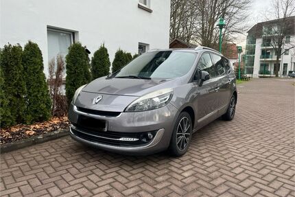 Renault Grand Scenic Gebrauchtwagen