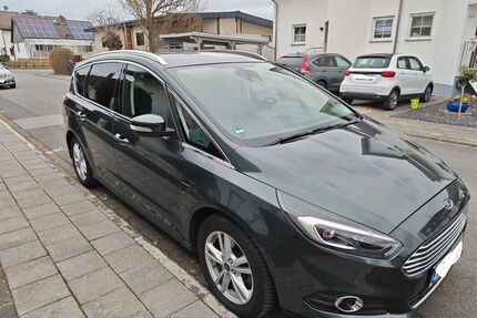 Ford S-Max Gebrauchtwagen