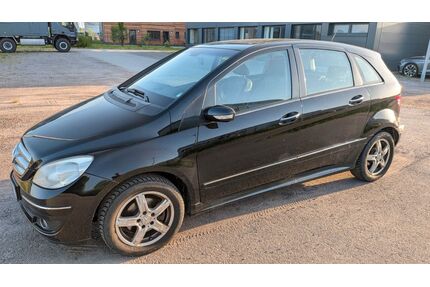 Mercedes-Benz B 200 Gebrauchtwagen